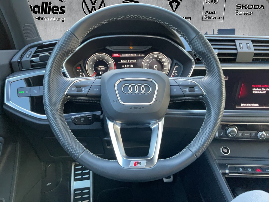 Audi - Q3 40 TFSI quattro S line S tronic_2