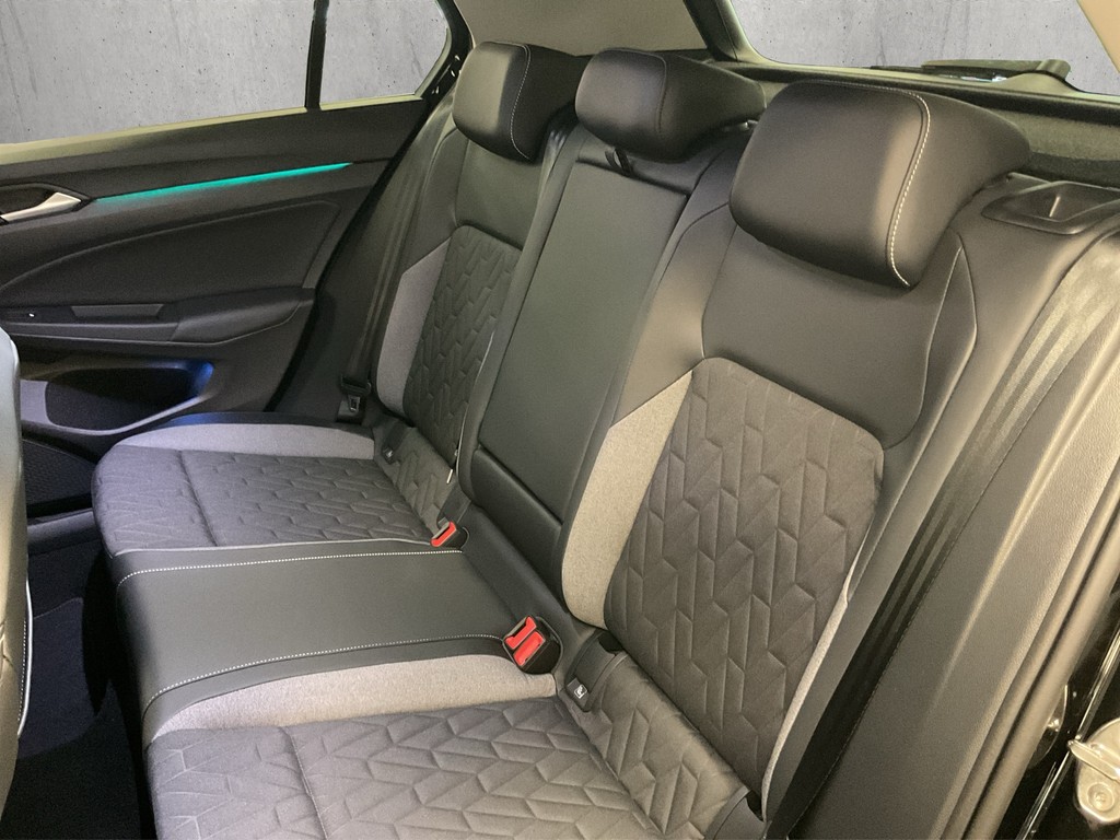 VW - Golf VIII Goal 1.5 eTSI DSG_6