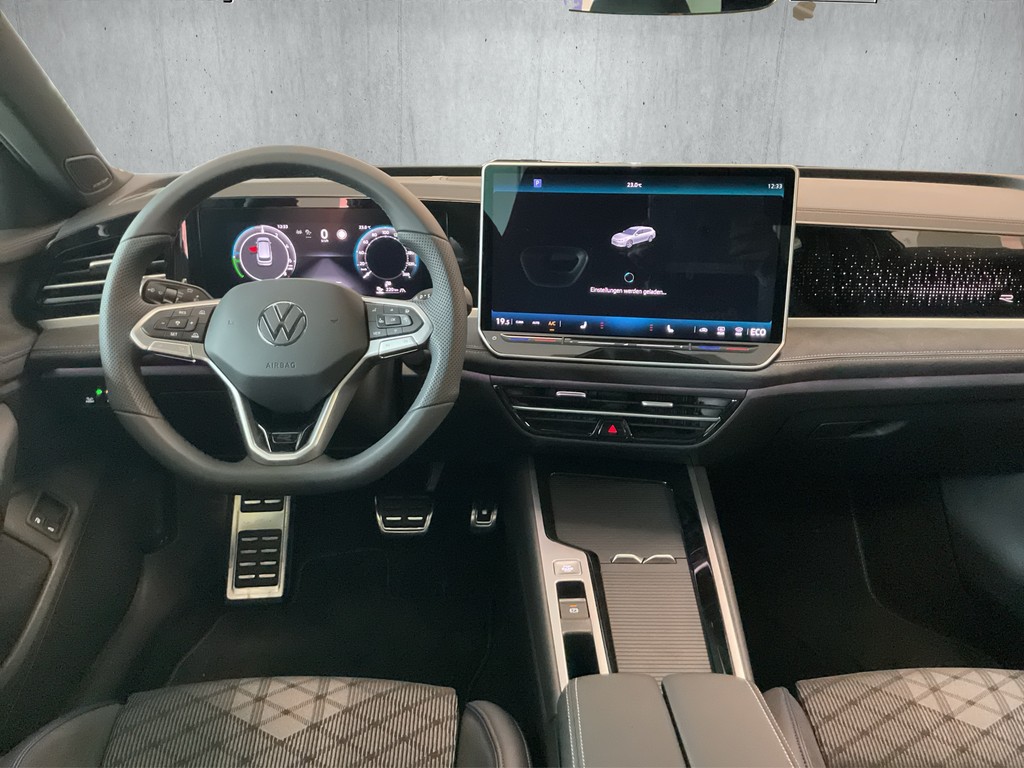 VW - Passat Variant R-Line 1.5 TSI Hybrid 130 kW DSG_5