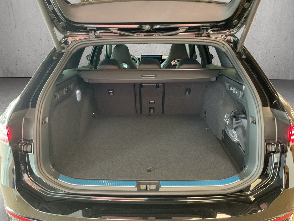 VW - Passat Variant R-Line 1.5 TSI Hybrid 130 kW DSG_10