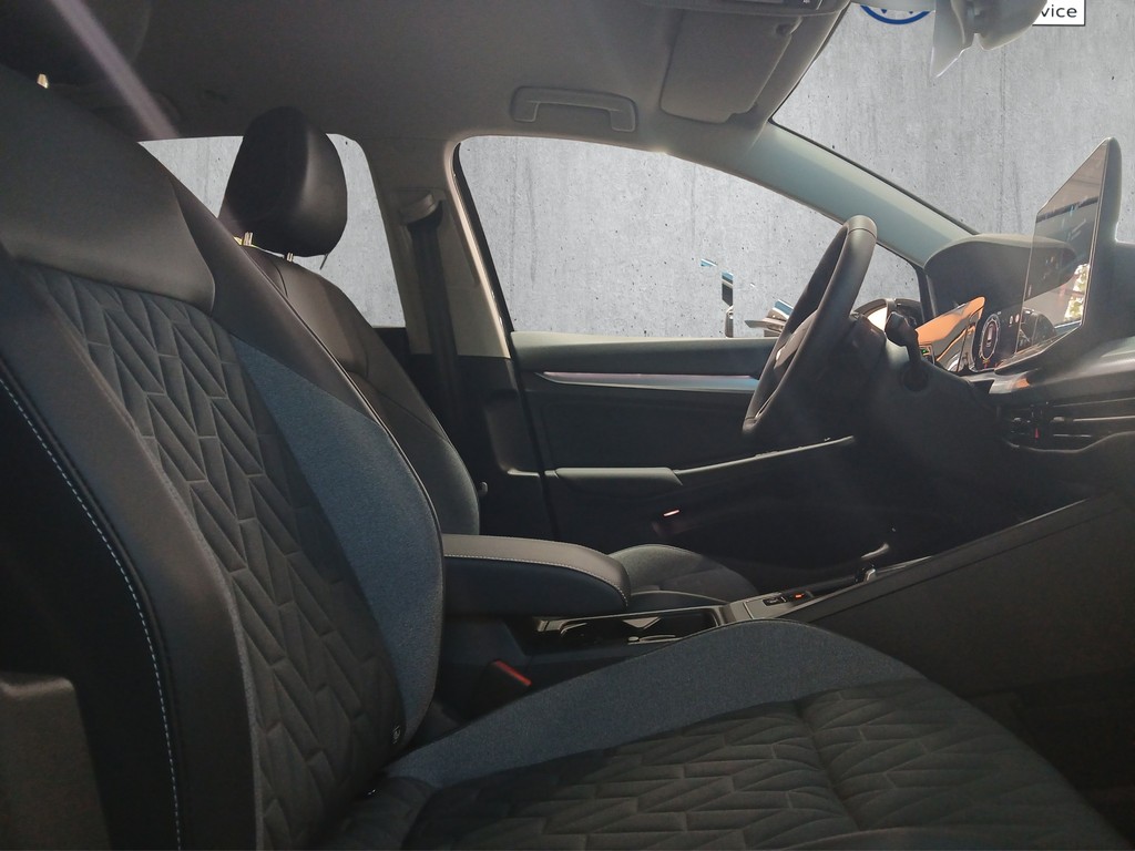 VW - Golf VIII Variant 1.5 eTSI 85 kW DSG Goal_5