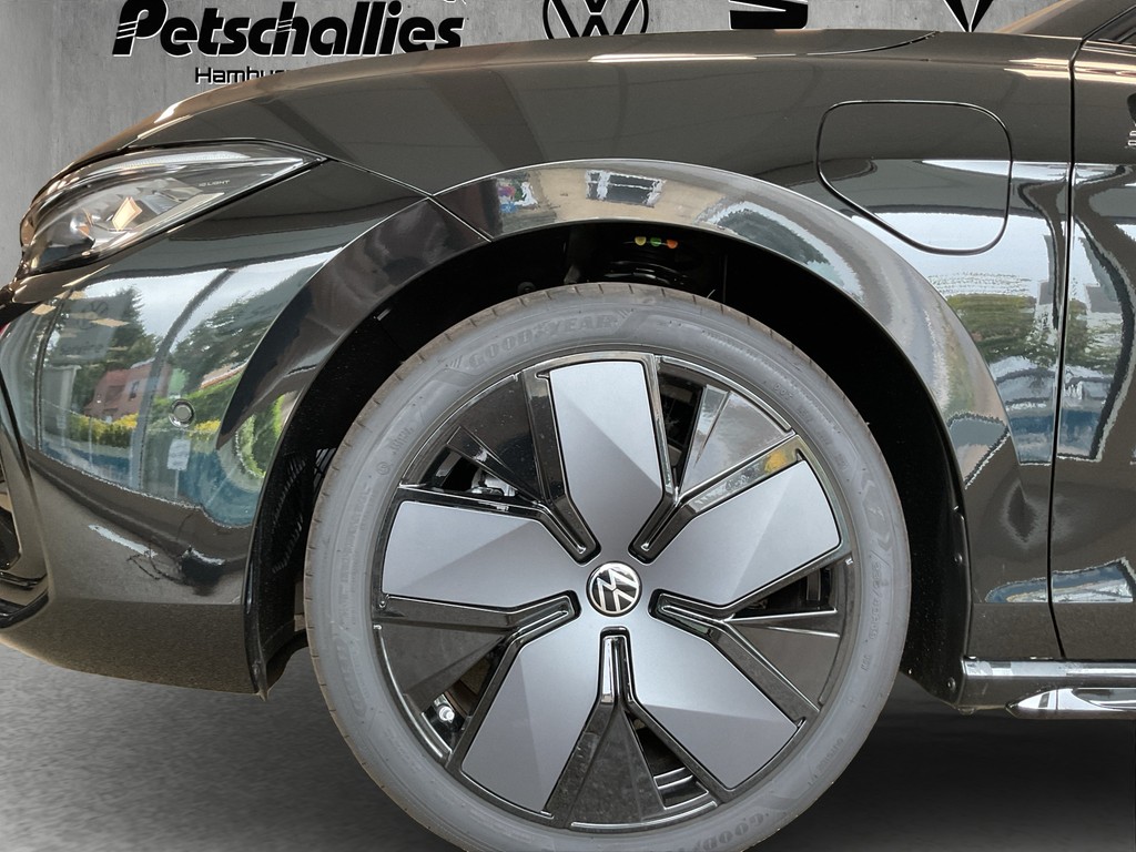 VW - Passat Variant R-Line 1.5 TSI Hybrid 130 kW DSG_11