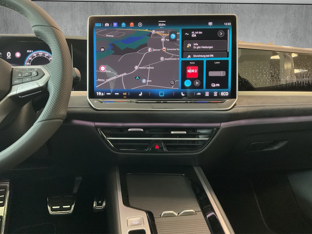 VW - Passat Variant R-Line 1.5 TSI Hybrid 130 kW DSG_9