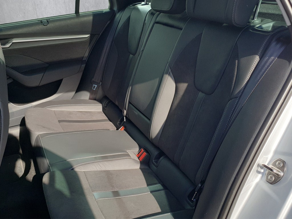 Skoda - Octavia Combi Selection eTSI 1.5 110kW DSG_4